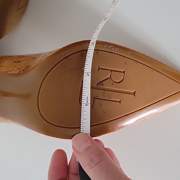 Lauren - Ralph Lauren Faux Cork Heels size 9 - Picture 6 of 7